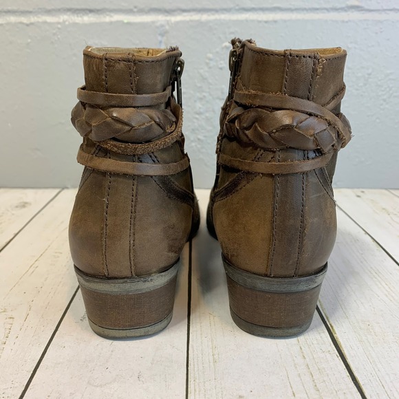 Circle G Women's Brown Leather Braided Ankle Boots Side Zip Block Heel 7.5M - Picture 4 of 9